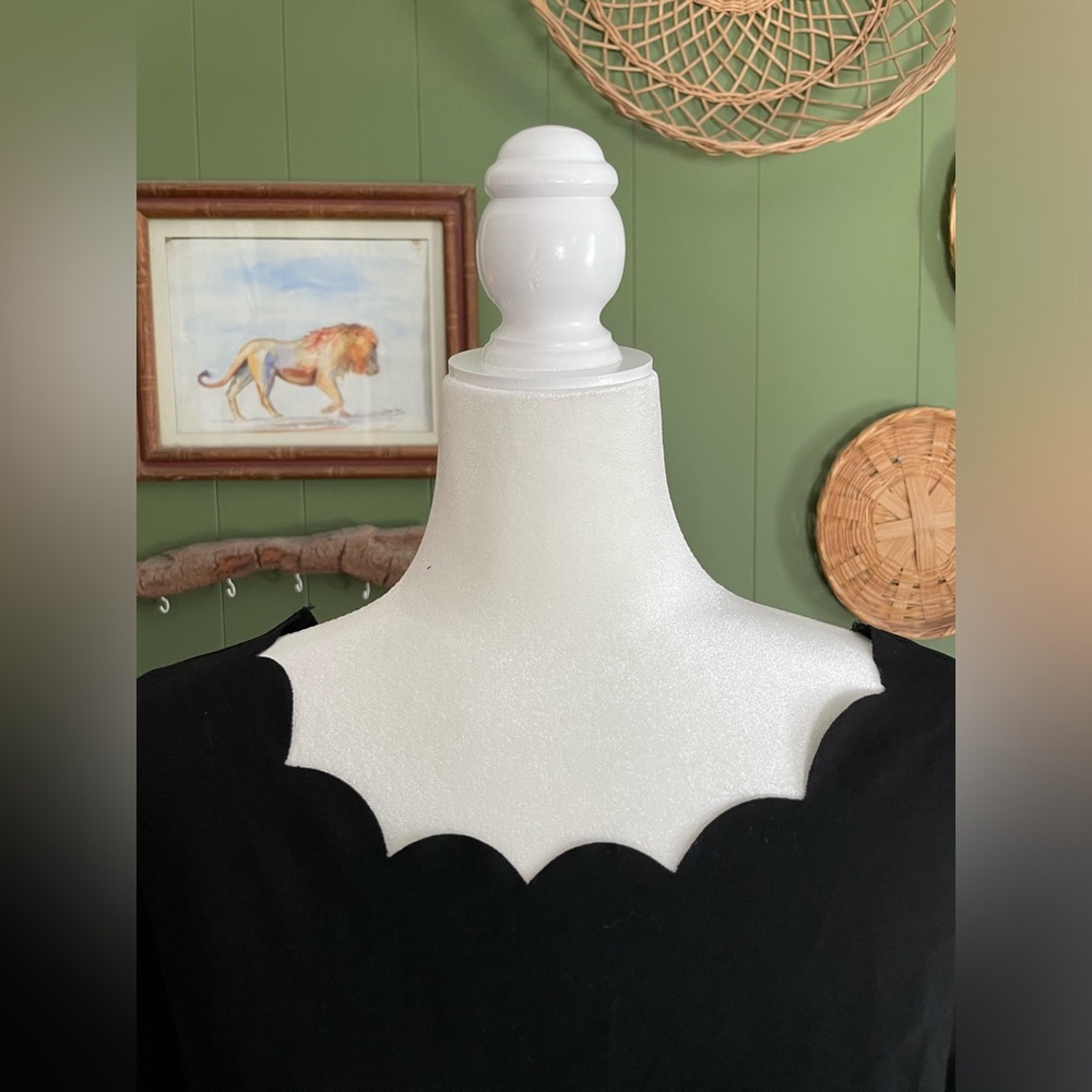 Black Scalloped Skater Event Party New Years Dress Size L - Picture 2 of 6